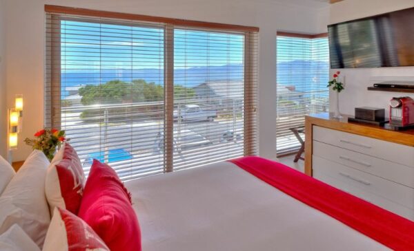 A Coastal 2-Night Stay for 2 in Gansbaai - Image 5