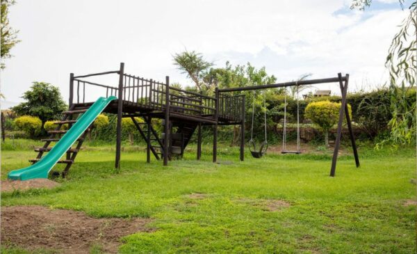 A 1-Night Stay at The Ultimate Holiday House - Image 4