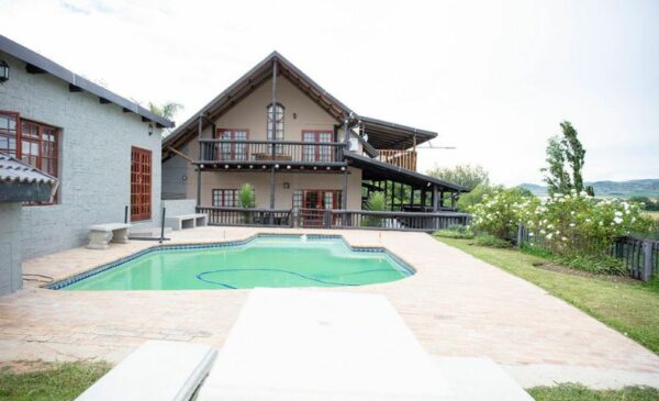 A 1-Night Stay at The Ultimate Holiday House - Image 7