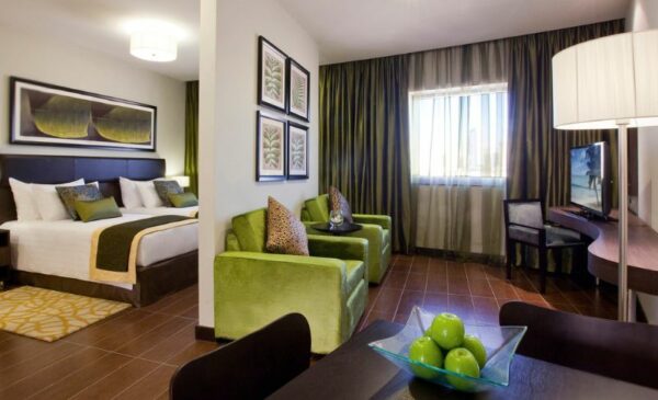 A 4-Night Stay for 2 at the Movenpick Al Mamzar in Dubai - Image 3