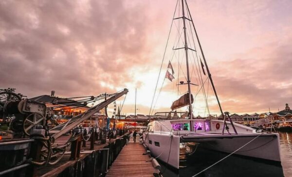 The Mirage Catamaran Presents Show Romance - Image 4