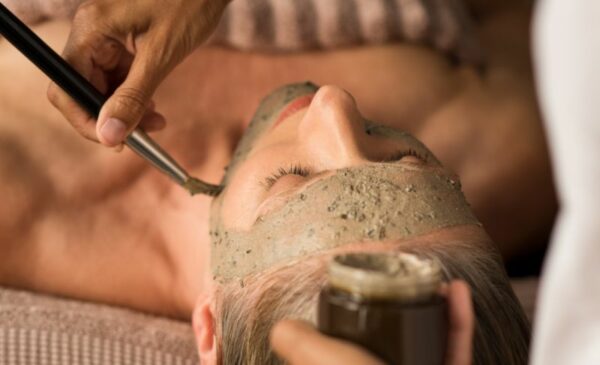 A French Vanilla Spa Package for 2 People - Image 4