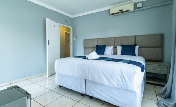 A 1-Night Stay for 2 People in Makhado - Image 5