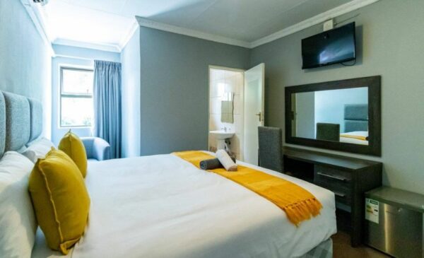 A 1-Night Stay for 2 People in Makhado - Image 7