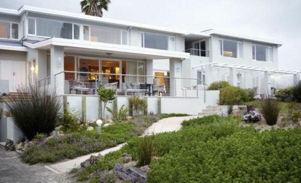 A 2-Night Stay for 2 People in Knysna - Image 6