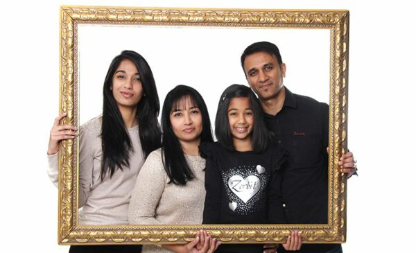A 60-Minute Photoshoot for up to 10 People in Ferndale - Image 8