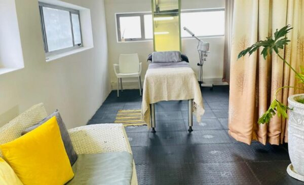 A Full-Body Massage to Relieve Stress and Burnout - Image 4