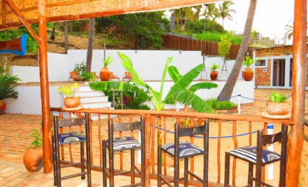 A 4-Night Villa Stay for 6 People in Mozambique - Image 14