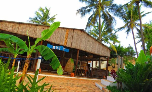 A 4-Night Villa Stay for 6 People in Mozambique - Image 17