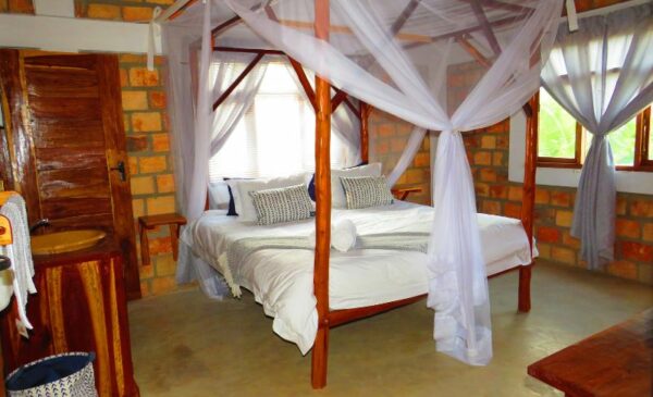 A 4-Night Villa Stay for 6 People in Mozambique - Image 3