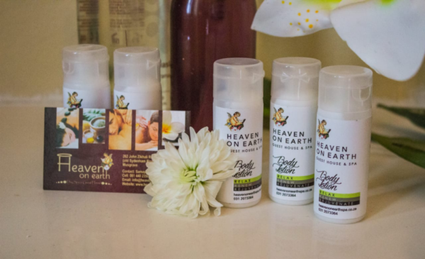 An indulgent 90-minute pamper package for 2 - Image 5