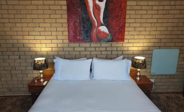 A 1-Night Stay for 2 in Parys - Image 5