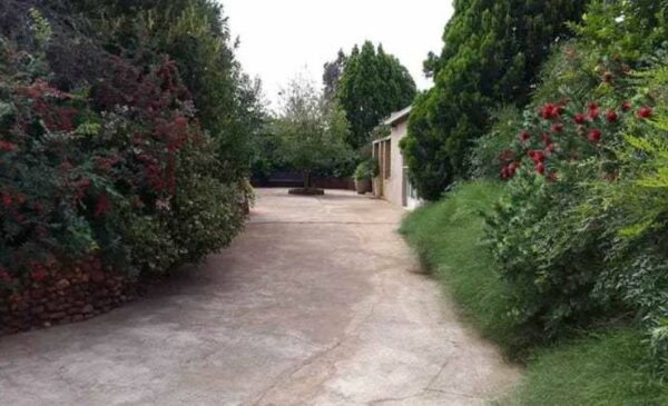 A 1-Night Stay for 2 in Parys - Image 2
