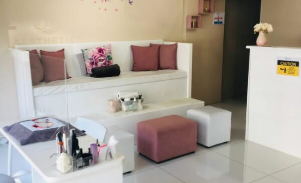 A 2 Hour 30 minute Deluxe Pamper Package for 1 Person in Umhlanga - Image 4