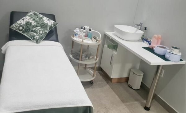 A Massage and Facial Package in Ballito - Image 6