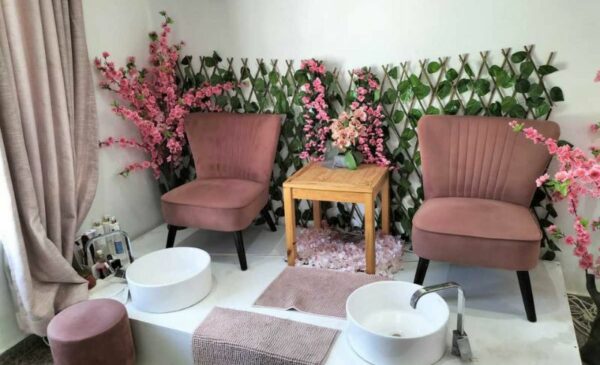 A Lavish Spa Package for 1 in Chatsworth - Image 4