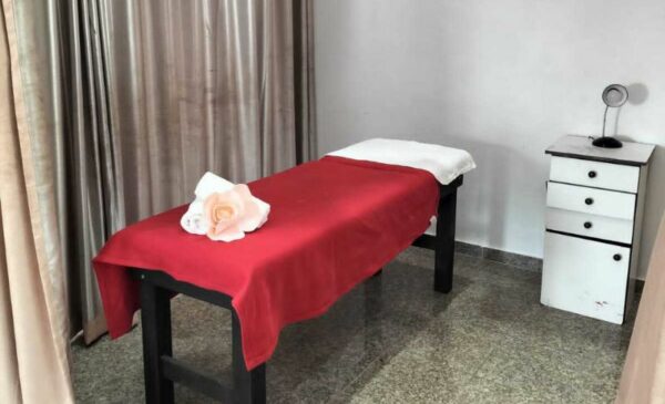 A Lavish Spa Package for 1 in Chatsworth - Image 5
