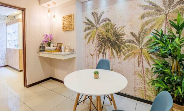 Enjoy a Deluxe Couples Package at Royal Hotel in Durban - Image 4