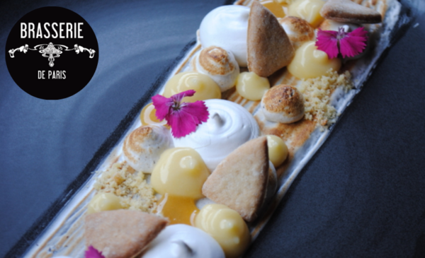 Feast on this three-course French meal for 2 at the elegant La Brasserie de Paris