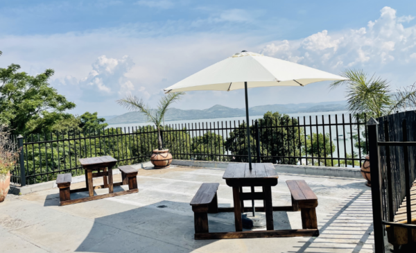 1-night’s stay for 2 in a luxurious self-catering spot in Hartebeespoort - Image 5