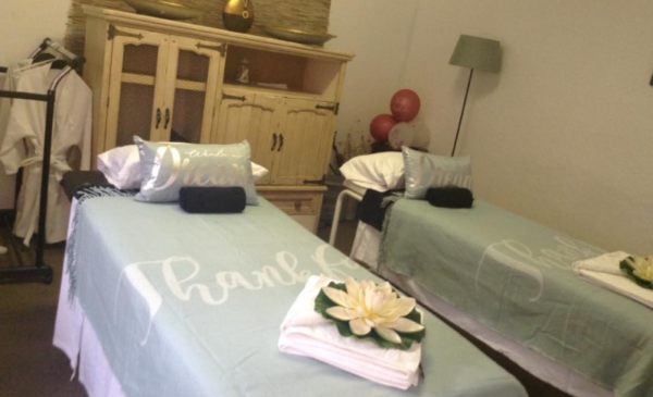 2-hour ultra-deluxe massage therapy package for 2 - Image 2