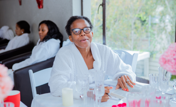2-hour pamper package for 2 - Image 2