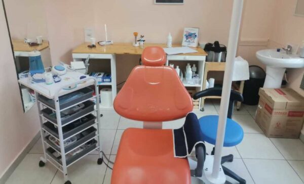 A Consultation, Teeth Cleaning and Fluoride Application in Morningside - Image 7