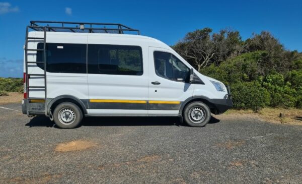 A Round Trip from Cape Town to the Winelands And Back for 11 People - Image 4