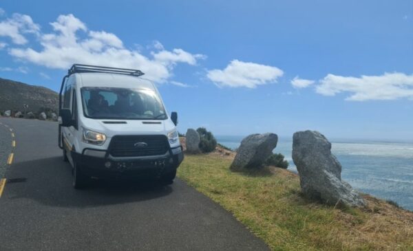 A Round Trip from Cape Town to the Winelands And Back for 11 People - Image 5