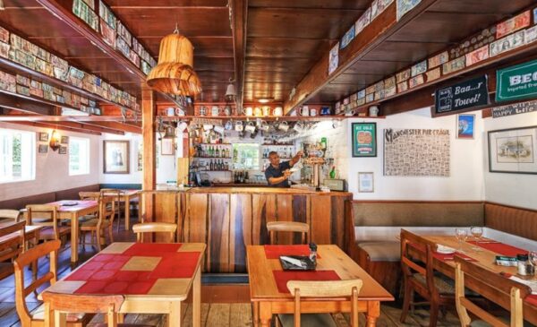 A 1-Night Stay for 2 People Including Breakfast in Knysna - Image 8