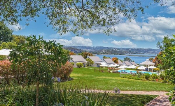A 1-Night Stay for 2 People Including Breakfast in Knysna - Image 11