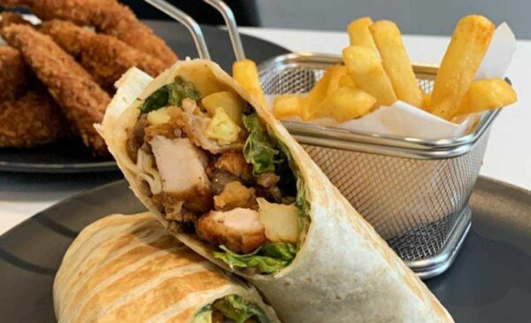 Enjoy Scrumptious Burgers and Wraps in Berea - Image 2