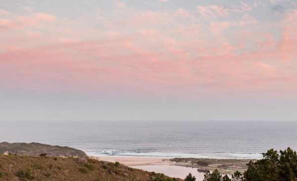 A 2 Night Getaway Including a Boat Cruise and Daily Breakfast - Image 10