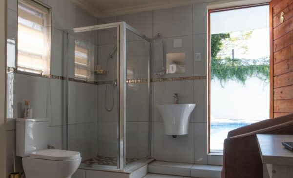 Enjoy a 1-night stay for 2 in a Johannesburg B&B - Image 2