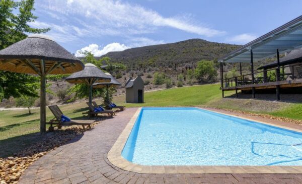 A Luxury Klein Karoo Getaway for 2 People - Image 7