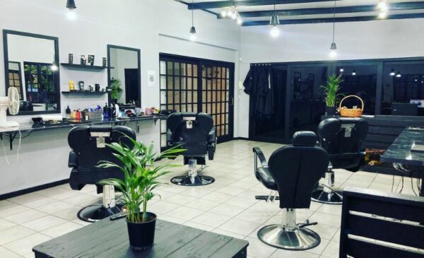 A Haircut and Shave Combo in Greenside - Image 4
