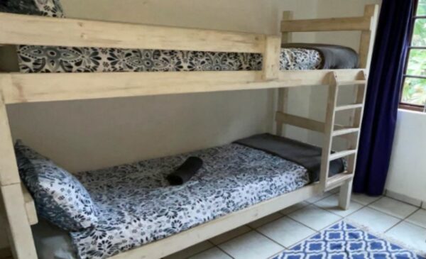 A Lush Self-Catering Getaway For Up To 6 People in Munster - Image 7