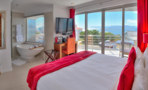 2-night stay for 2 in the Bayview Room