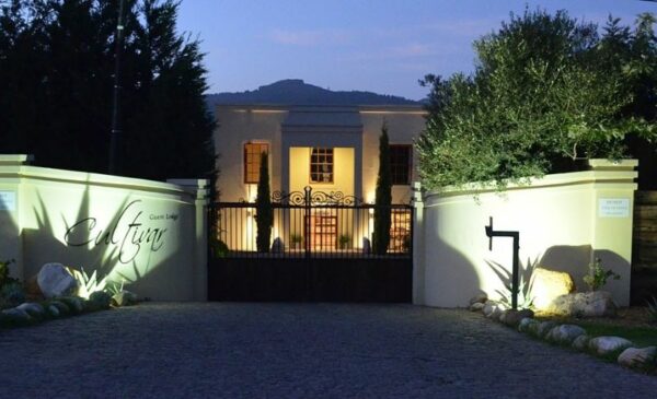 Get Away to the Cape Winelands with this 1-Night Stay for 2 - Image 2
