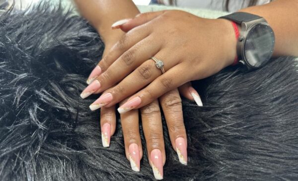 Acrylic Tips and Gel Hands for 2 in Randburg - Image 3