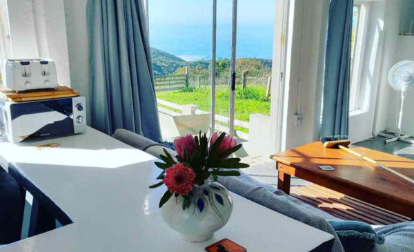 A Self-Catering Seaside Stay for 3 in Wilderness