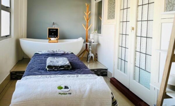 An 80-Minute Massage and Skincare Package in Musgrave - Image 2