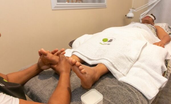 An 80-Minute Massage and Skincare Package in Musgrave - Image 6