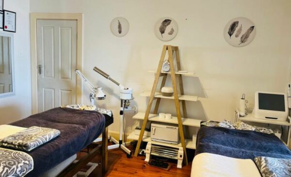 An 80-Minute Massage and Skincare Package in Musgrave - Image 3