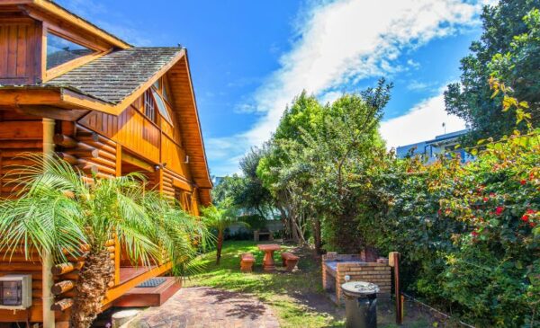 A 3-Night Self-Catering Stay for a Group of 4 Adults in Knysna - Image 7