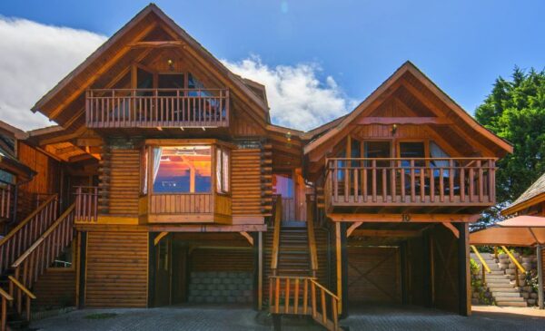 A 3-Night Self-Catering Stay for a Group of 4 Adults in Knysna - Image 2