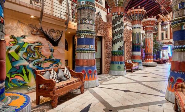A Cultural Experience Getaway for 2 in a Zulu-Inspired Palace in Kloof - Image 2