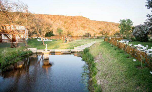 2-night stay for 2 on the Breede River - Image 5