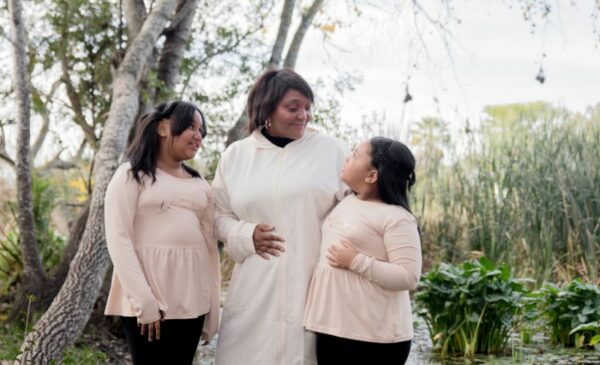 A 30-Minute Family Photoshoot for up to 5 People in Majik Forest - Image 5