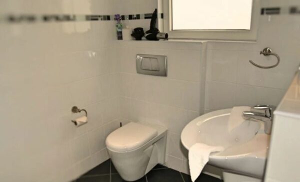 A 2-Night Self-Catering Stay for 4 People in Velddrif - Image 6